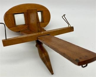Antique stereoscope viewer