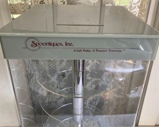 Spoontiques Inc glass tabletop display case