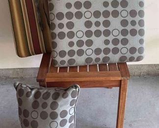 Patio Table And Chair Cushions 