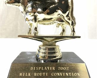 DISPLAYER 2002 MILK ROUTE CONV Trophy
