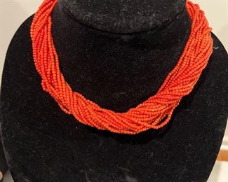 ANGELA CUMMINGS TIFFANY & CO. 18k yellow gold CORAL CHOKER