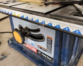 RYOBI Table Saw