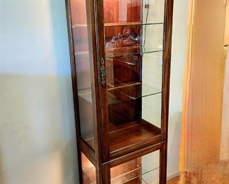 Lighted Curio Case $85 or bid #13