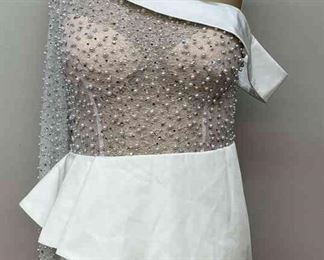 Beautiful Beaded White One Sleeve Gown Size 6 Mac Duggal