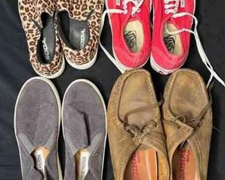 4 Pairs of Name Brand Shoes Vans. Clarks, Steve Madden, Soda