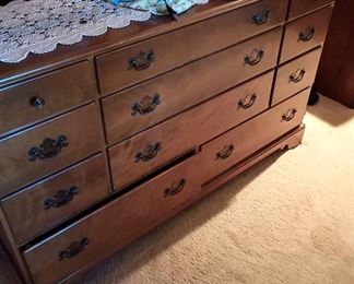 Ethan Allen Maple & Birch Chest of Drawers