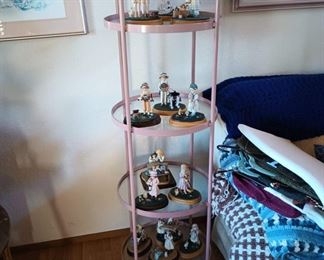 5 Tier Round Pink Metal Shelf