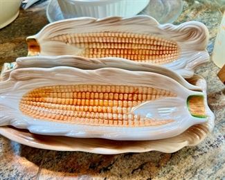Set of Ceramic Beige Corn on the Cob Dishes