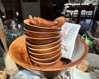 Set of 8 Wooden Salad Bowls, 1 Wooden Mixing Bowl