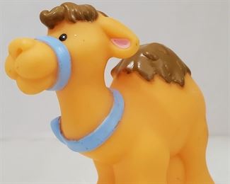 FISHER PRICE LITTLE PEOPLE CAMEL WITH BLUE BOW FROM BABY ZOO ANIMALS SET