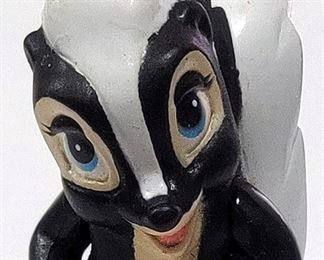 FLOWER SKUNK PVC POSEABLE TOY ACTION FIGURE FROM DISNEY BAMBI