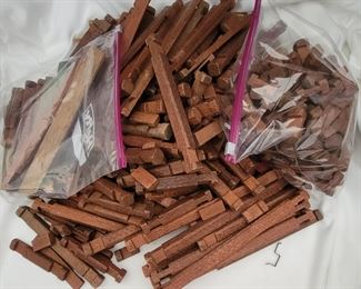 HALSAM AMERICAN FRONTIER LINCOLN LOGS BUILDING TOY VINTAGE 9 POUNDS 410 PIECES