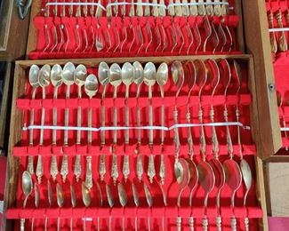 Unique Thailand Service for 12