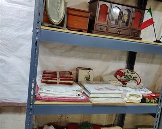 Chirstmas linens-many new with tags