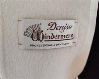 labels on the fox collared coat