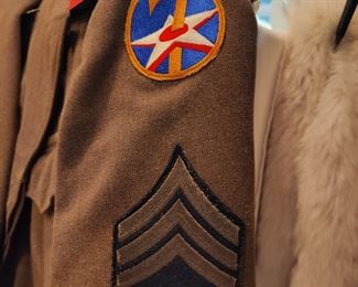 details-color is true army green lighting is off on this 