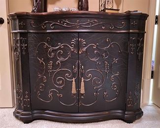 Hooker Furniture Cabinet