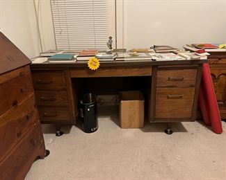 Wonderful Mid-Century Modern Desk