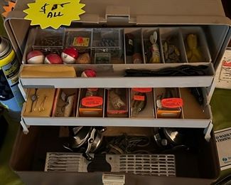 vintage fishing tackle box