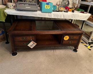Bassett Coffee Table with TONS OF STORAGE