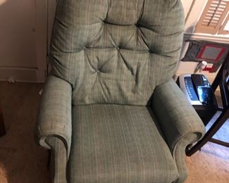 Swivel rocker recliner