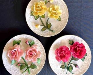 Roses Of Capodimonte Plates