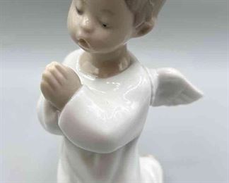 Vintage Lladro Angel Praying 