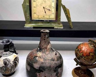 Art Deco Green Onyx Clock, Vintage Items From Greece And Italy 