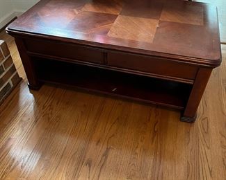 #6	Lift Top Coffee Table w/storage inside - 44x28x18-28	 $125.00 																																																																																																																																																																																																																																																																																																																																																																																																																																																																																																																																																																																																																																																																																																																																																																																																																																																																																																																																																																							