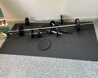 #24	Assorted Weights w/2 bars w/hand weights w/Matt & 2 spinning Circles	 $50.00 																																																																																																																																																																																																																																																																																																																																																																																																																																																																																																																																																																																																																																																																																																																																																																																																																																																																																																																																																							