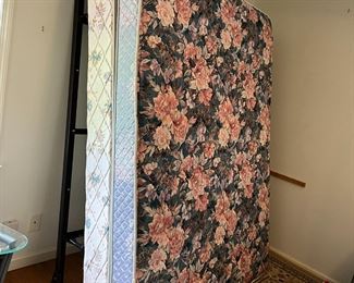 #29	Mattress, Box springs & Hollywood Frame  Queen Size	 $75.00 																																																																																																																																																																																																																																																																																																																																																																																																																																																																																																																																																																																																																																																																																																																																																																																																																																																																																																																																																																								