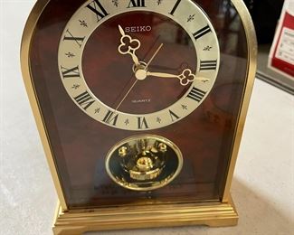 #39	Seiko Quartz Anniversary Manual Clock	 $20.00 																																																																																																																																																																																																																																																																																																																																																																																																																																																																																																																																																																																																																																																																																																																																																																																																																																																																																																																																																																																						