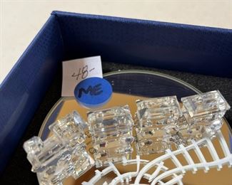 #49	Swarovski Crystal 1995 4 car Train Set w/miror	 $48.00 																																																																																																																																																																																																																																																																																																																																																																																																																																																																																																																																																																																																																																																																																																																																																																																																																																																																																																																																																																													