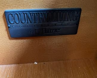 #56	Lane Country Living Deluxe Tall End Table w/3 drawers 32x19x30	 $175.00 																																																																																																																																																																																																																																																																																																																																																																																																																																																																																																																																																																																																																																																																																																																																																																																																																																																																																																																																																												