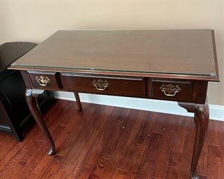 #60	Kincaid Sofa Table w/1 drawer - 45x23x31	 $75.00 																																																																																																																																																																																																																																																																																																																																																																																																																																																																																																																																																																																																																																																																																																																																																																																																																																																																																																																																																																																			