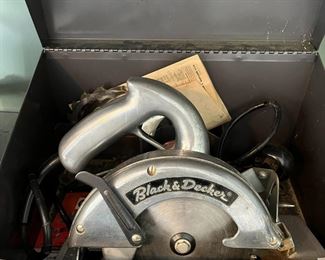 #70	B & D Portable Electric Circular Saw	 $45.00 																																																																																																																																																																																																																																																																																																																																																																																																																																																																																																																																																																																																																																																																																																																																																																																																																																																																																																																																																																																							