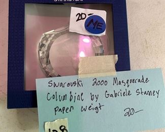 #128	Swarovski 2000 Masquerade Columbine by Gabriele Stanley Paper Weight	 $20.00 																																																																																																																																																																																																																																																																																																																																																																																																																																																																																																																																																																																																																																																																																																																																																																																																																																																																																																																																																						