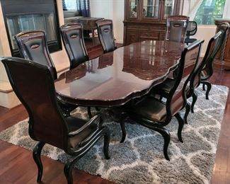 Beautiful, amazing quality dining set, very unique