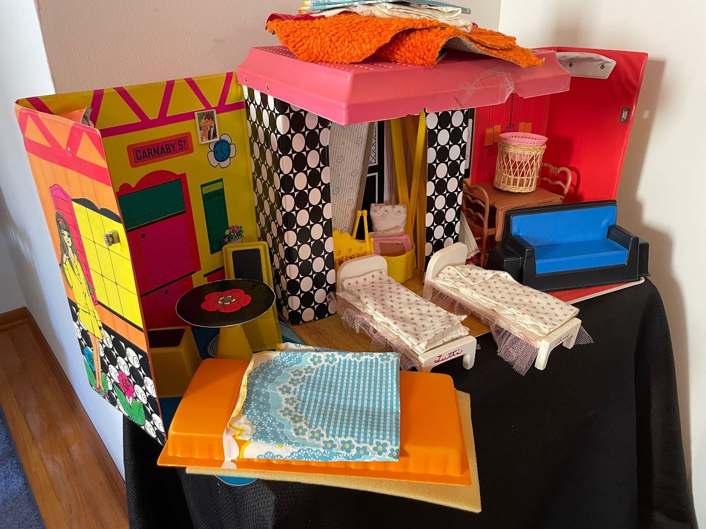 Blue Moon Estate Sale in Hilton, New York starts on 8/5/2023