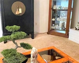 Large burlwood coffee table 