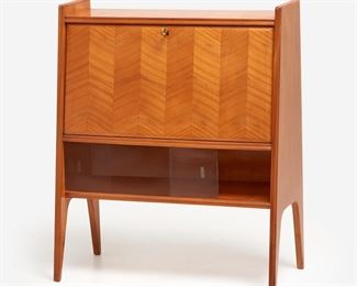 23. Italian Modern Mirrored Dry Bar (ca. 1950s)