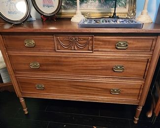 Vintage Chest of Drawers