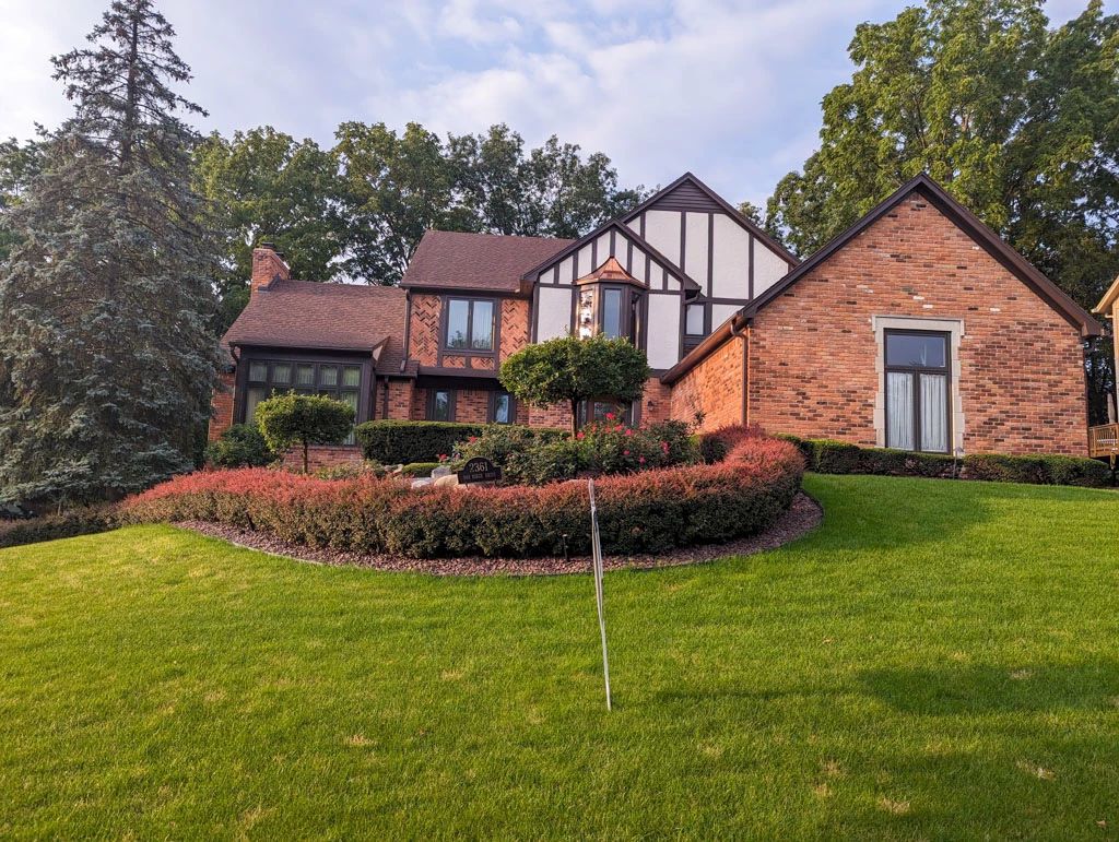 40 OFF Troy Estate Sale starts on 8/25/2023