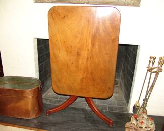 Antique Walnut tilt table