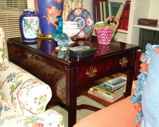 Mahogany side table with one drawer