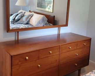 ENDING SOON!
"West Lake: Inverness Way" in Martinez, GA. Starts Closing 8pm Mon 7/17. Pickup is Wed 7/19 12-6p. Please click here to see more photos, descriptions, and current bids: https://ctbids.com/estate-sale/22799