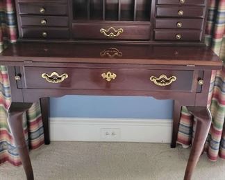 ENDING SOON!

"West Lake: Inverness Way" in Martinez, GA. Starts Closing 8pm Mon 7/17. Pickup is Wed 7/19 12-6p. Please click here to see more photos, descriptions, and current bids: https://ctbids.com/estate-sale/22799