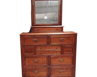 Stanley Furniture Young America Collection 10 Drawer Mahogany Chest with Shaving Mirror