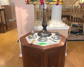 2 Vintage Octagon Marble top living room End Tables  Tiffany Copy Table JUST Beautiful Table Lamp 