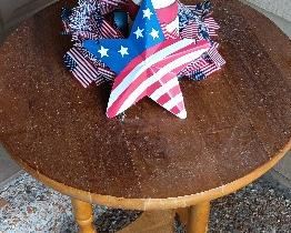 SMALL TABLE AND DECOR ON FRONT PORCH